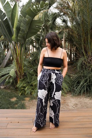 Jen Pant in Calla Lily